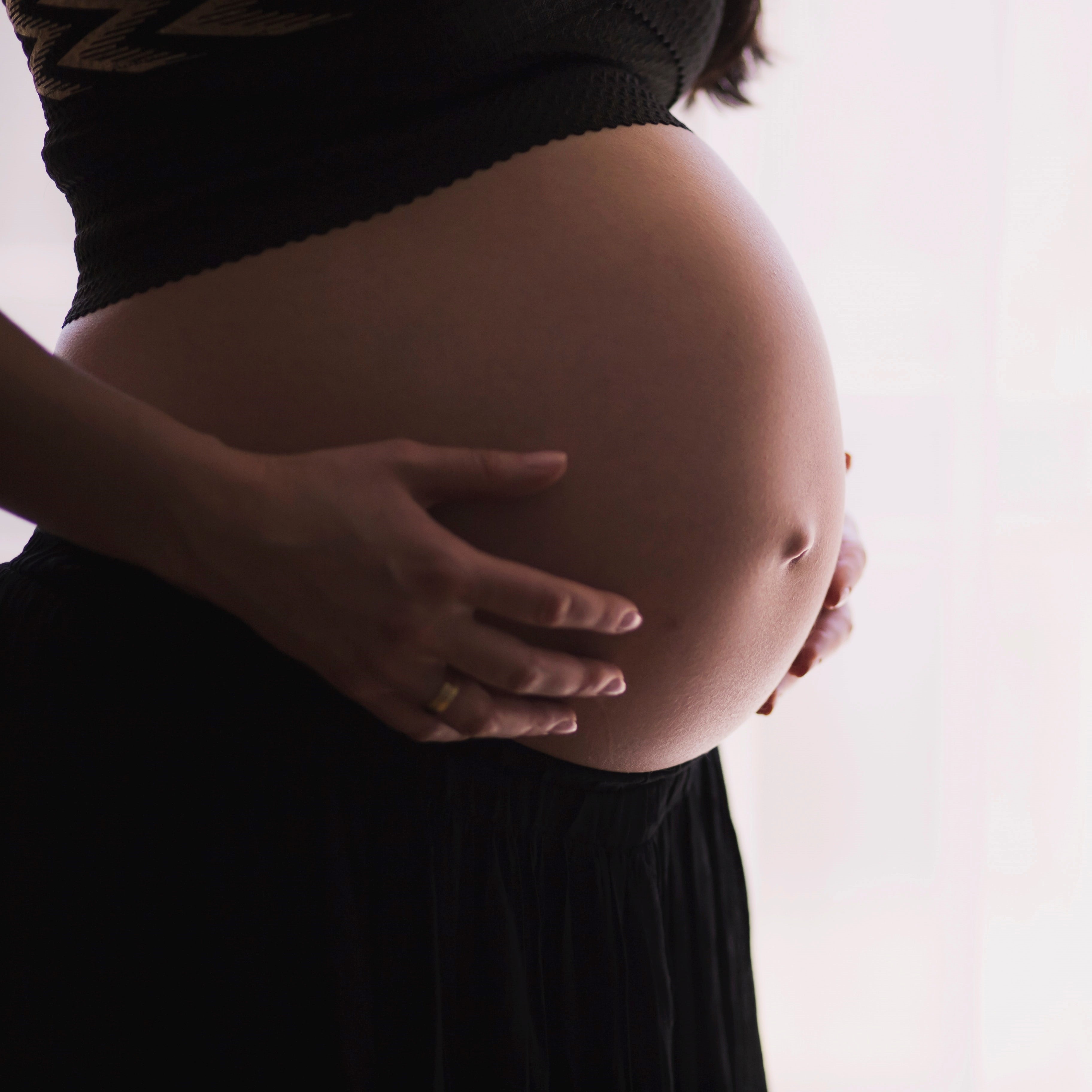 Mal de ventre enceinte, nos astuces pour vous soulager – DIJO